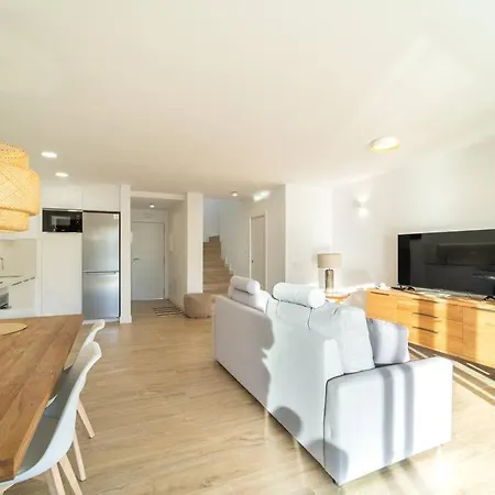 Moderní S Bazénem Costa Adeje (Tenerife)