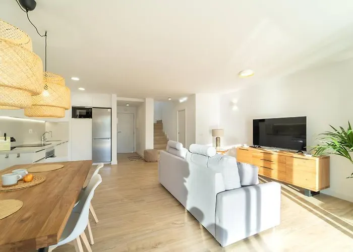 Moderní S Bazénem Costa Adeje (Tenerife)